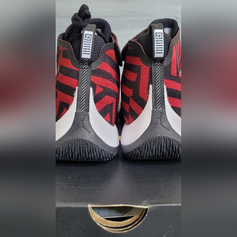 🏀 Jordan Fly Unlimited PFX - Size 9 - Basketball Shoes - Gym Red-Gym Black Nike - Picture 7 of 16